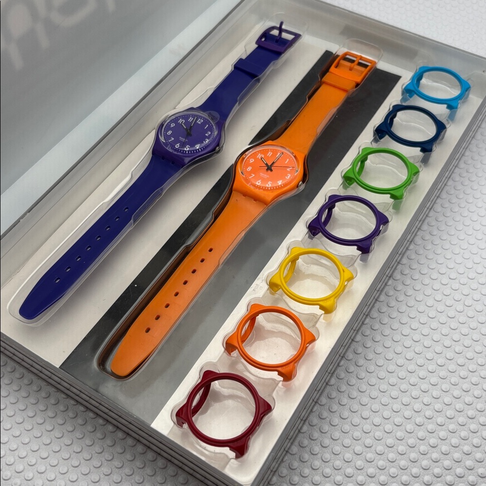 Swatch - 2 Gent Watches - Storage Box - 7 Guards